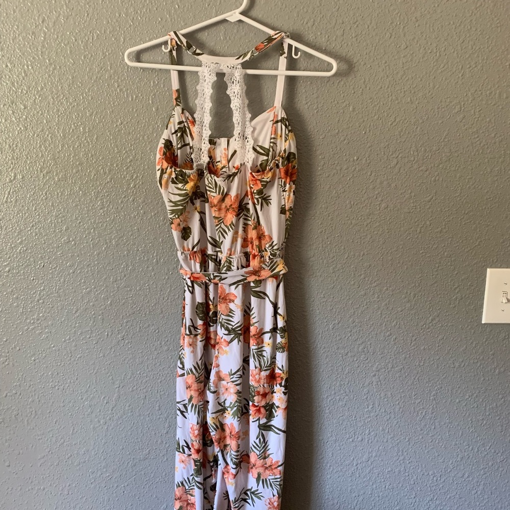 White Floral Romper. - Picture 1 of 2